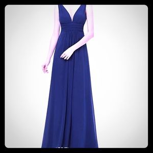 Sleeveless V-Neck Semi-Formal Maxi Evening Dress